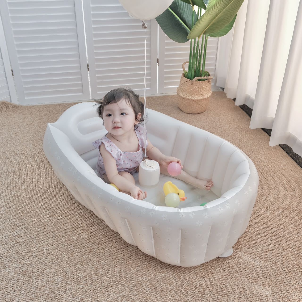 Baby Products Newborn - 1PC 漫画インフレータブル浴槽子供のためのポータブルベビー浴槽屋内スイミングプールシャワー製品新生児幼児入浴